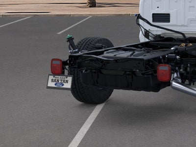 2025 Ford Chassis Cab F-350® XL
