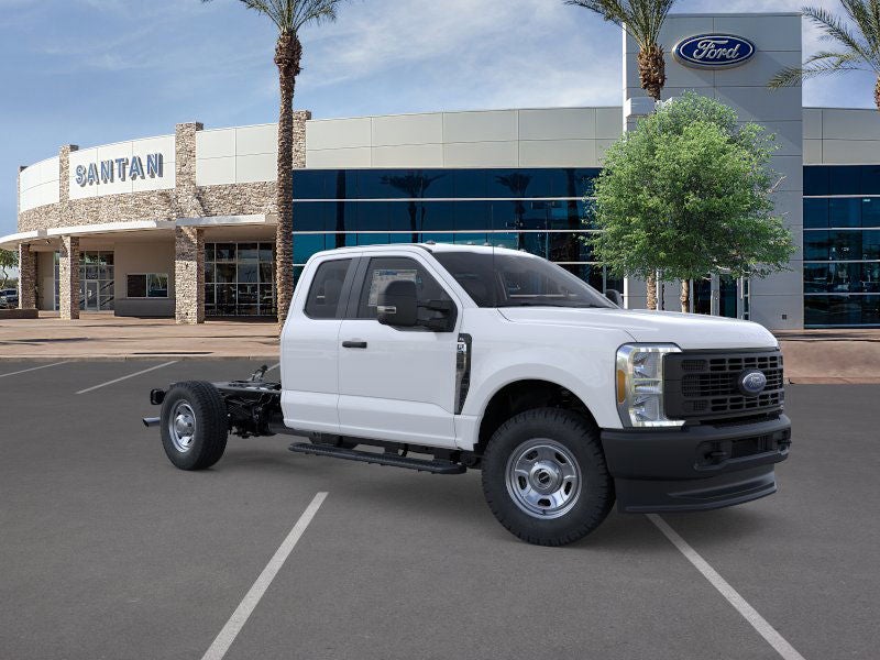 2026 Ford Chassis Cab F-350® XL