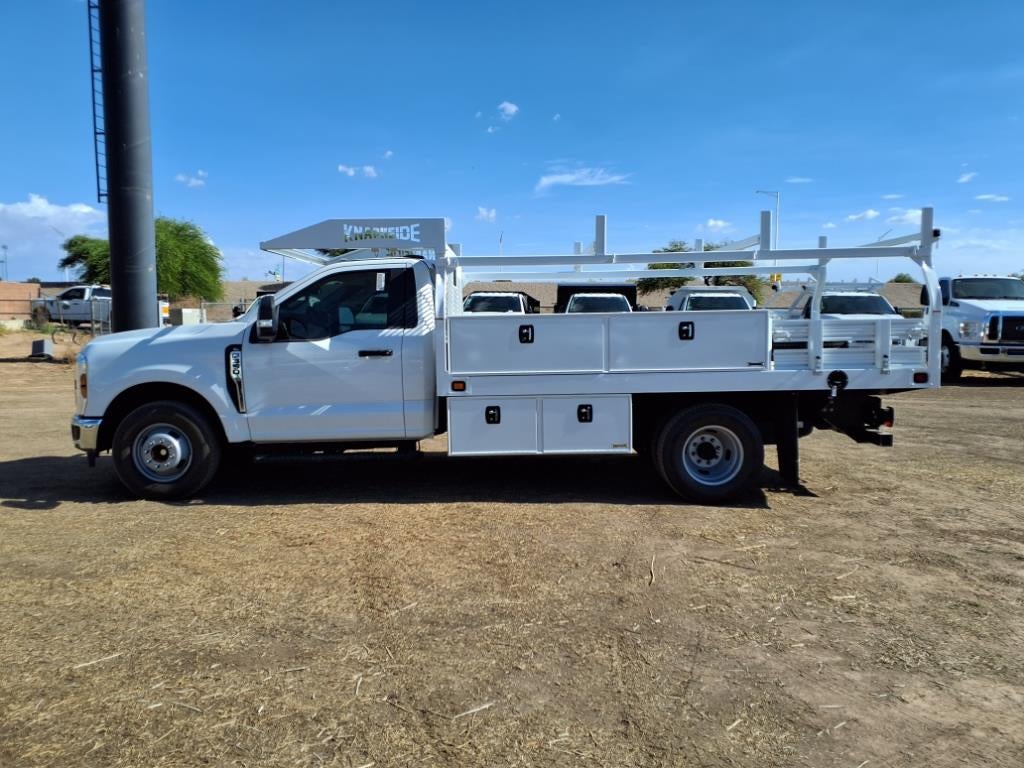 2025 Ford Chassis Cab F-350® XL