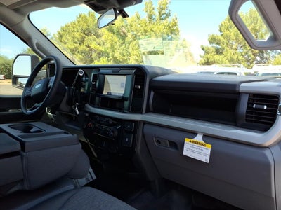 2025 Ford Chassis Cab F-350® XL