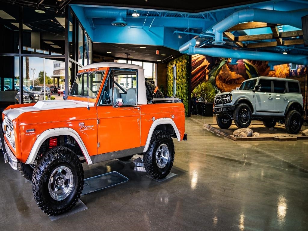 2025 Ford Chassis Cab F-350® XL