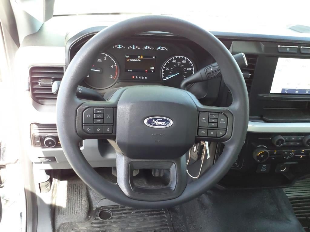 2024 Ford Chassis Cab F-350® XL