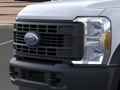 2025 Ford Chassis Cab F-550® XL