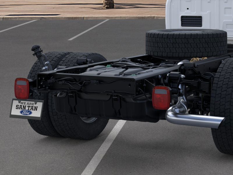 2025 Ford Chassis Cab F-550® XL