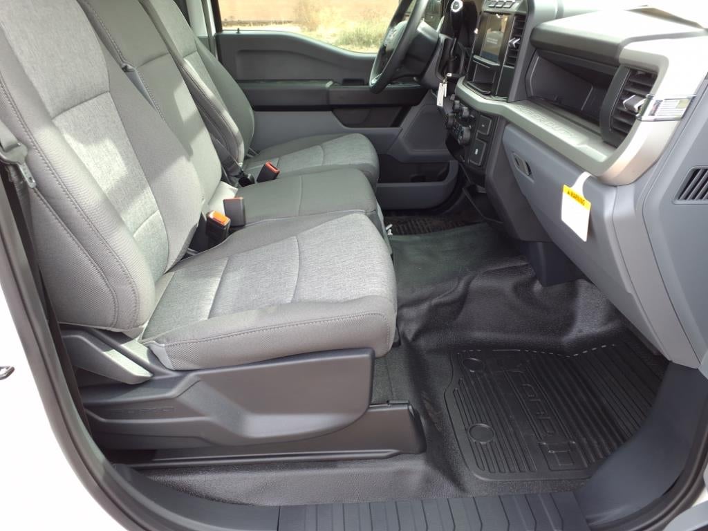 2024 Ford Chassis Cab F-550® XL