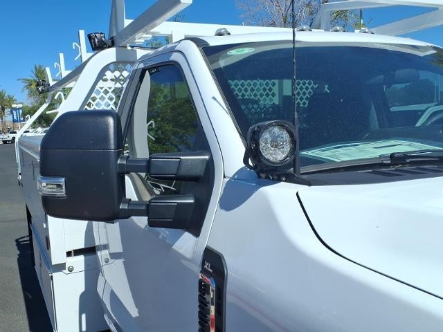 2024 Ford Chassis Cab F-550® XL
