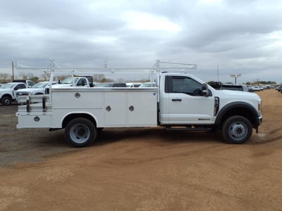 2024 Ford Chassis Cab F-550® XL
