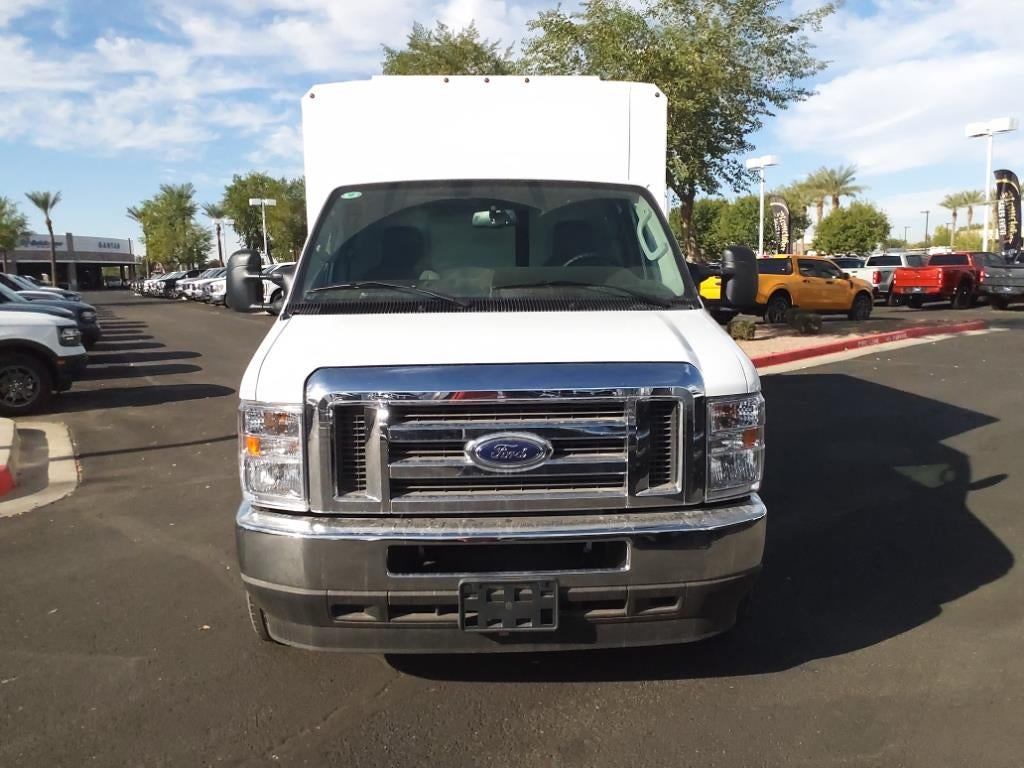 2025 Ford Econoline Cutaway E-350 SRW