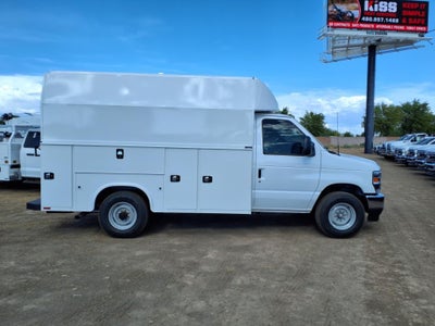 2026 Ford Econoline Cutaway E-350 SRW