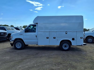 2026 Ford Econoline Cutaway E-350 SRW