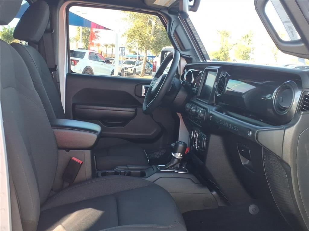 2023 Jeep Wrangler Sport Altitude