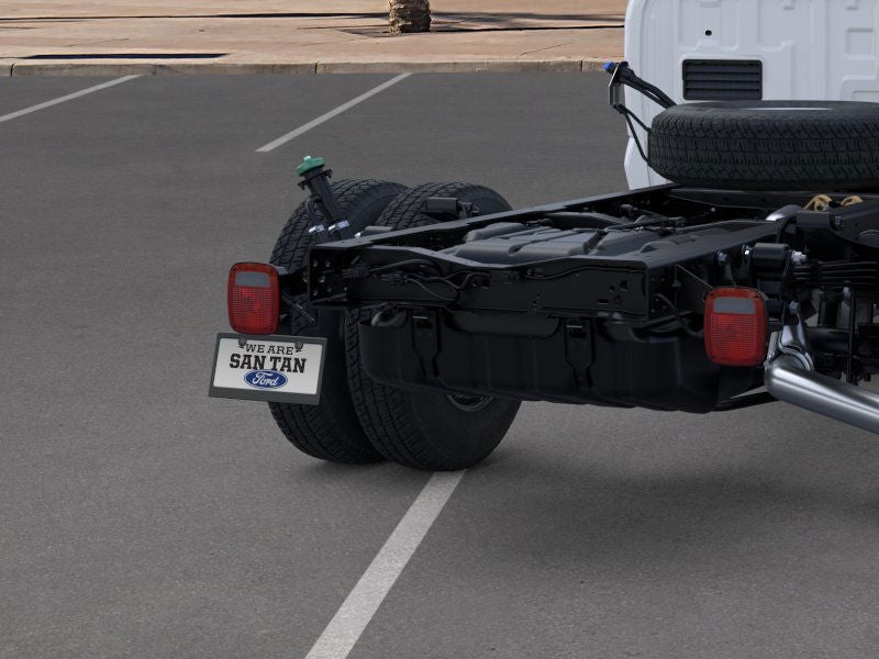 2025 Ford F-350 Super Duty XL