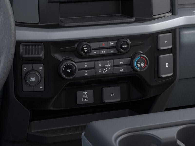 2026 Ford SUPER DUTY F-600 XL 4WD REG CAB 193 WB 10