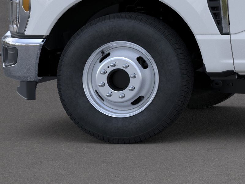 2025 Ford F-350 Super Duty XL