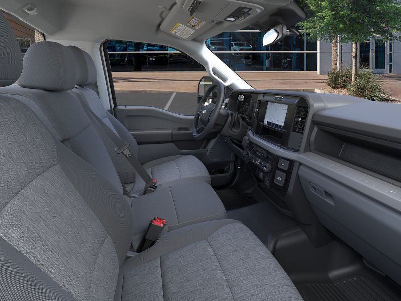 2026 Ford SUPER DUTY F-550 XL 4WD REG CAB 205 WB 12