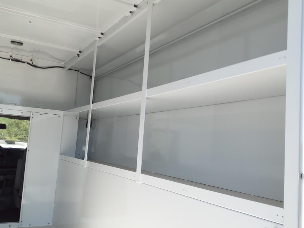 2025 Ford E-350 Super Duty XL Cutaway