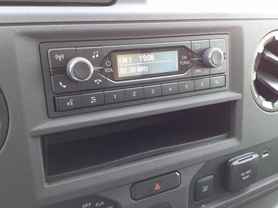 2025 Ford E-350 Super Duty XL Cutaway