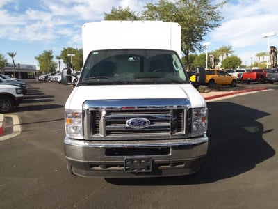 2025 Ford E-350 Super Duty XL Cutaway