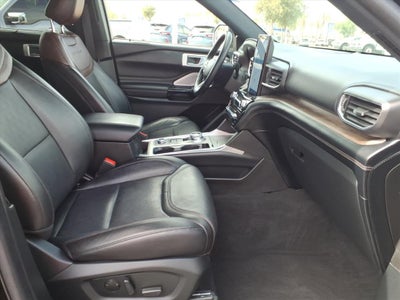 2023 Ford Explorer Hybrid Platinum