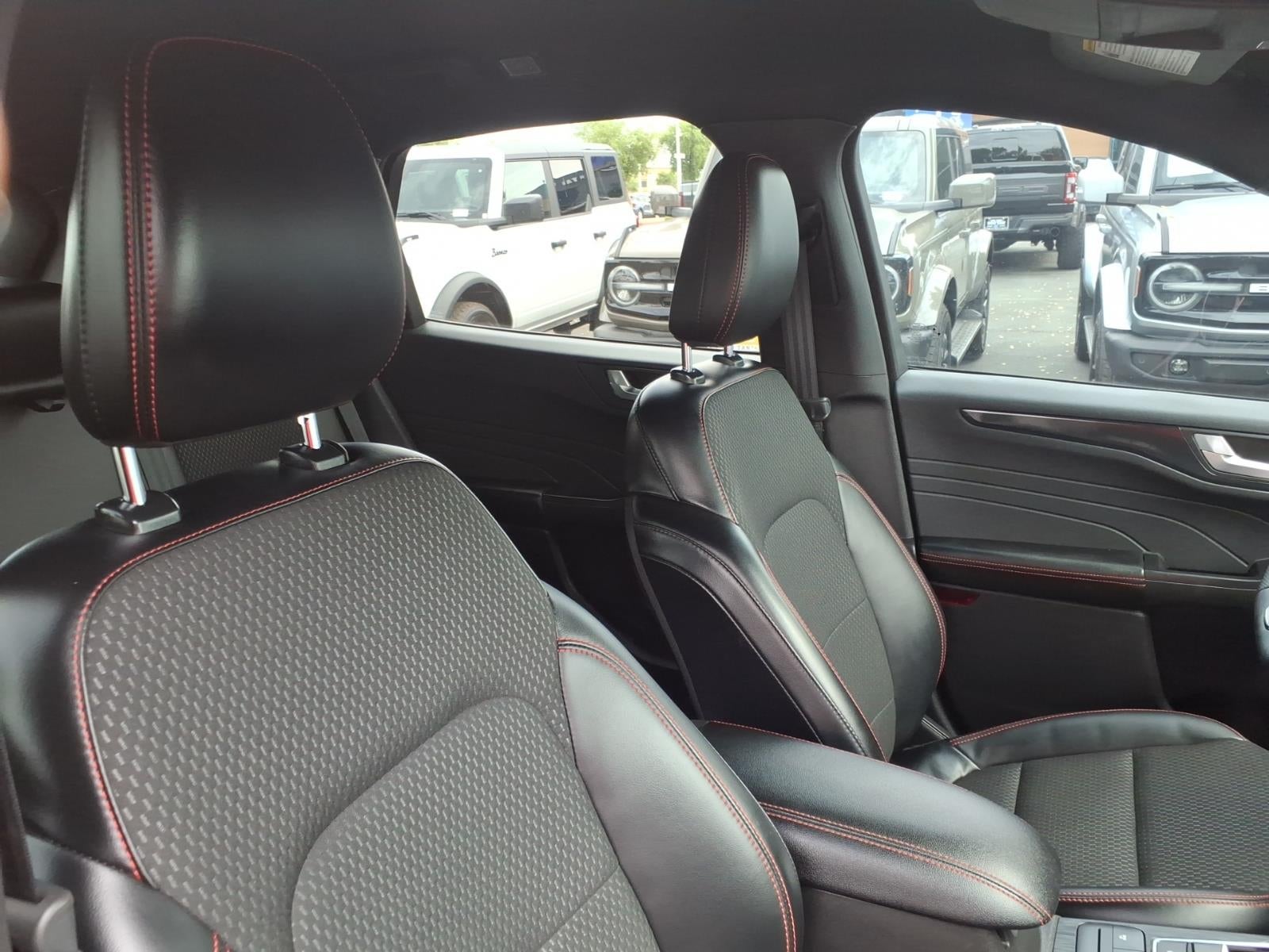 2023 Ford Escape Hybrid ST-Line