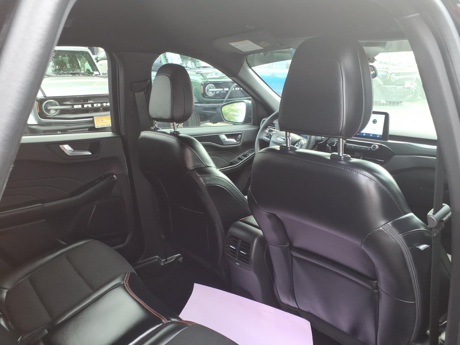 2023 Ford Escape Hybrid ST-Line