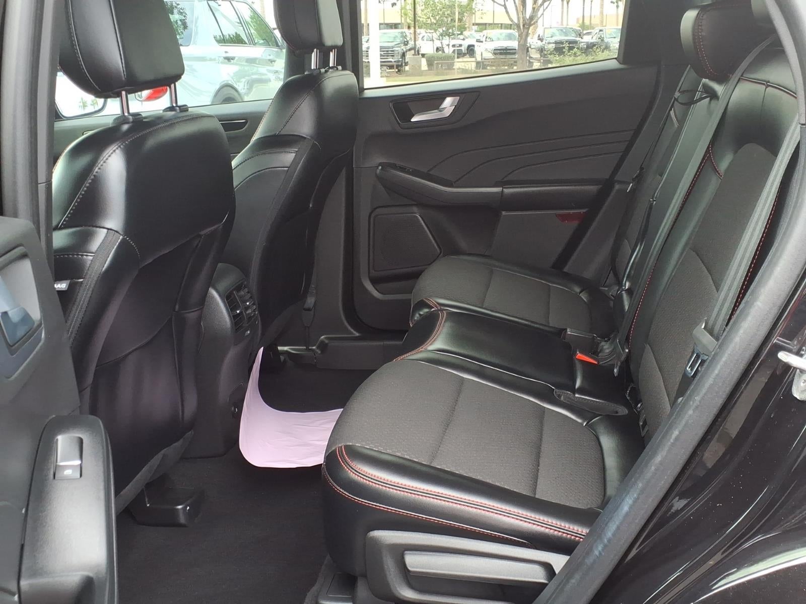 2023 Ford Escape Hybrid ST-Line