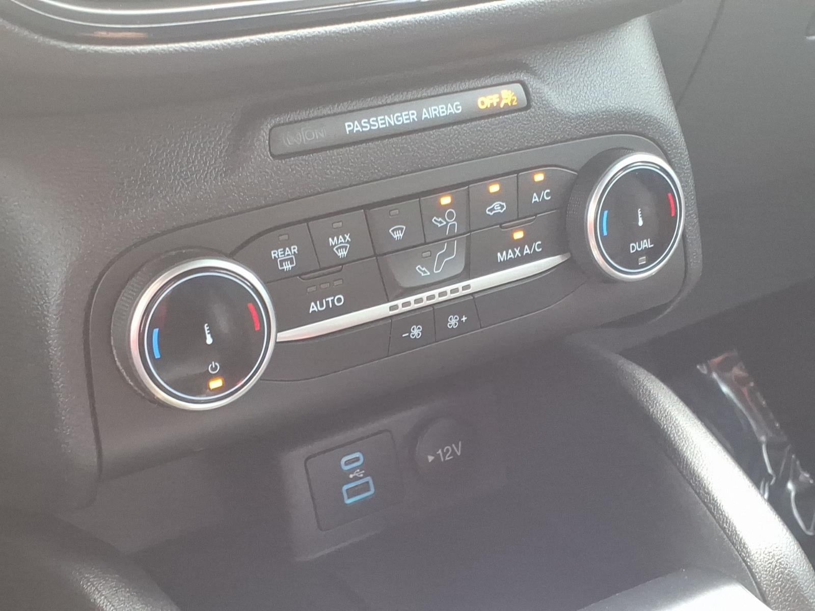 2023 Ford Escape Hybrid ST-Line