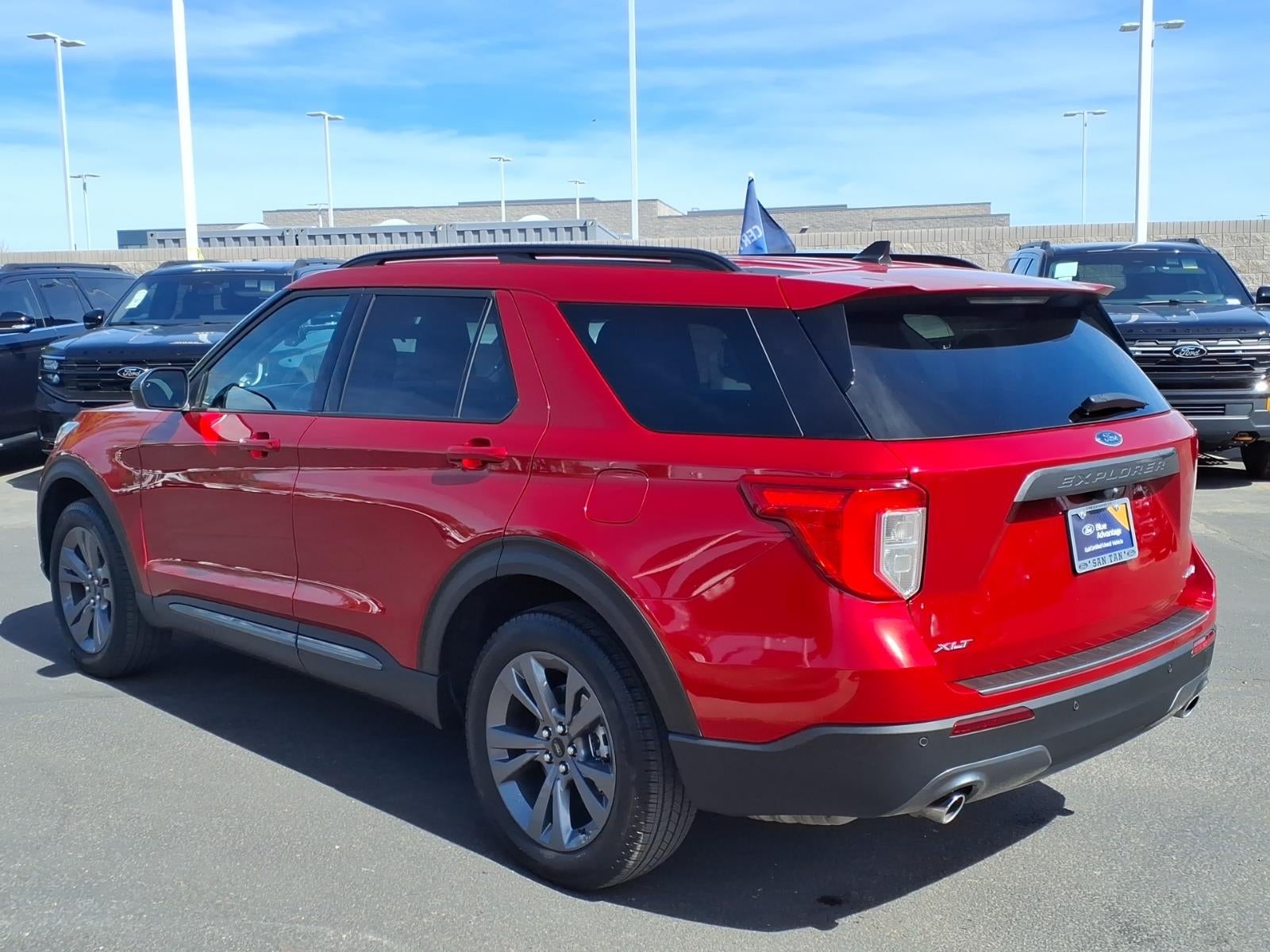 2023 Ford Explorer XLT