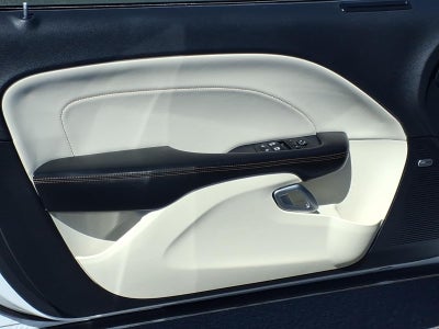 2015 Dodge Challenger SXT Plus