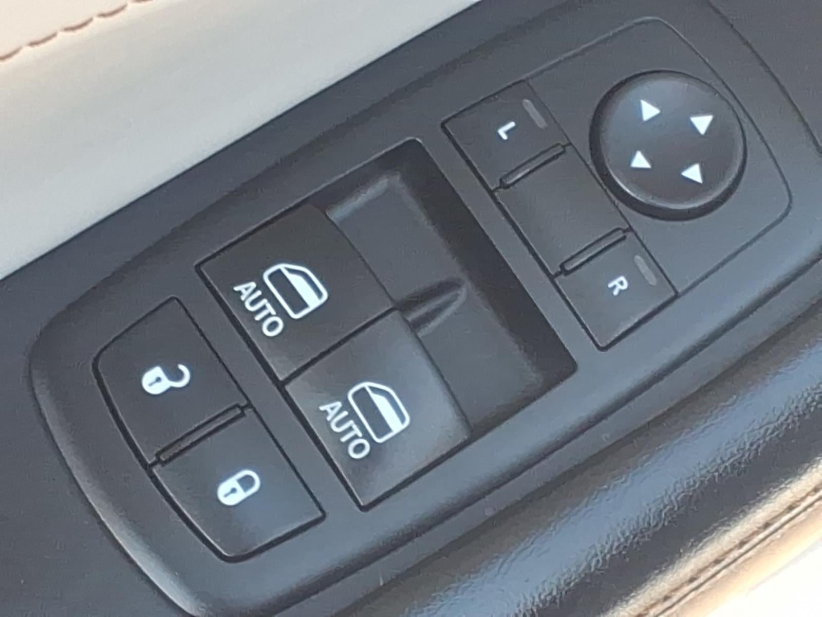 2015 Dodge Challenger SXT Plus