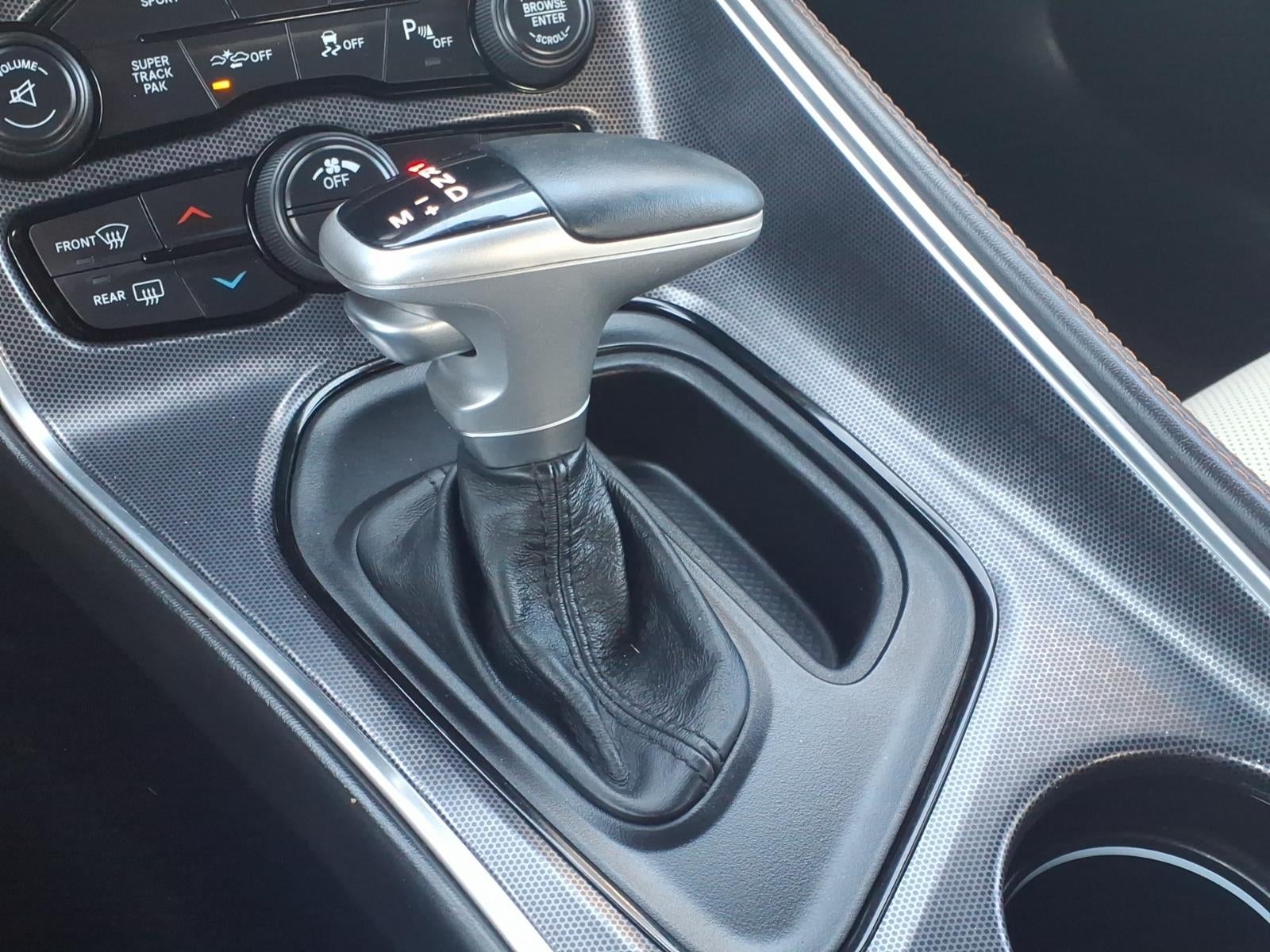 2015 Dodge Challenger SXT Plus