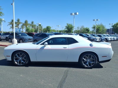 2015 Dodge Challenger SXT Plus