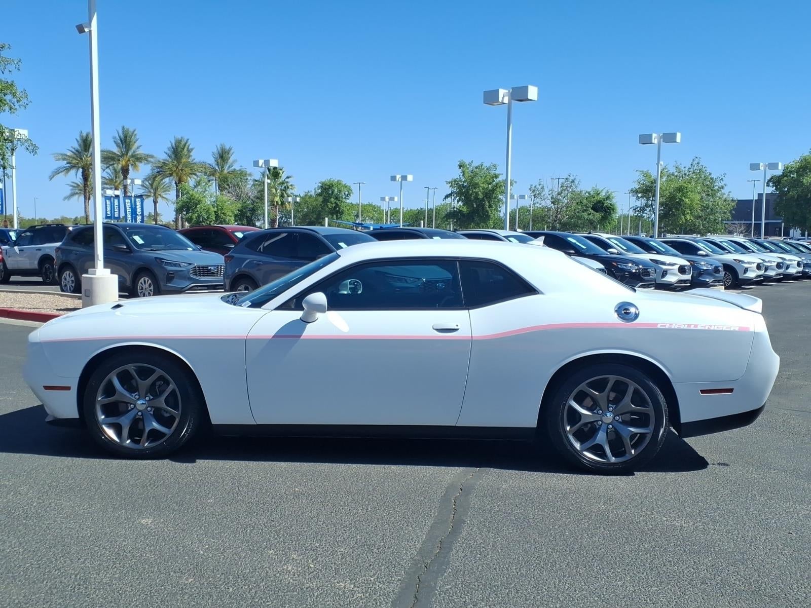 2015 Dodge Challenger SXT Plus