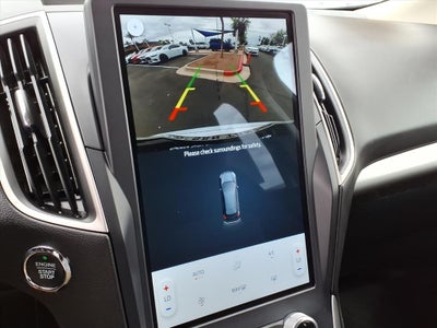 2022 Ford Edge SE