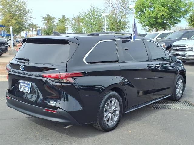 2022 Toyota Sienna XLE 7-Passenger