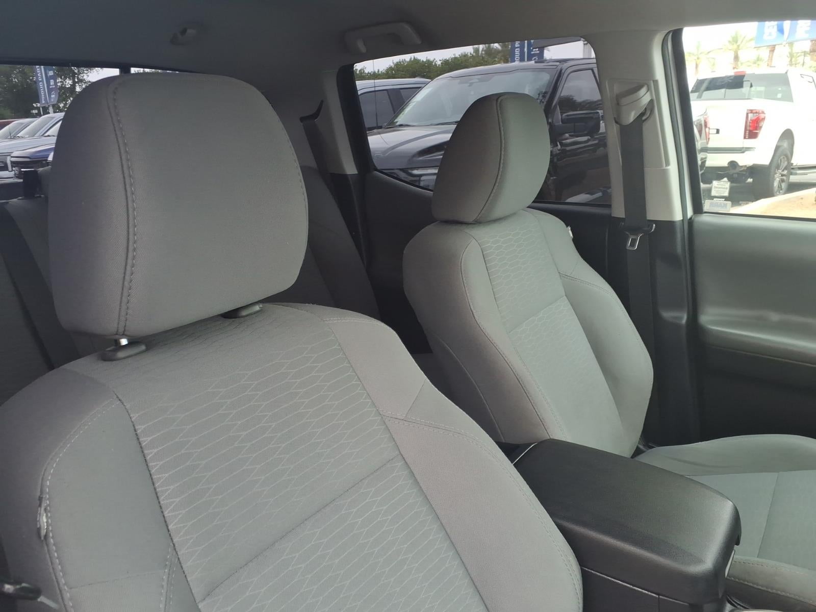 2018 Toyota Tacoma SR5 V6