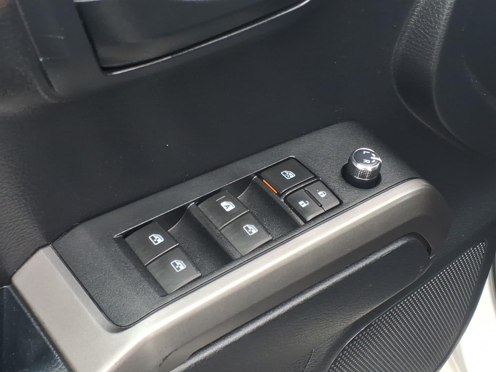 2018 Toyota Tacoma SR5 V6