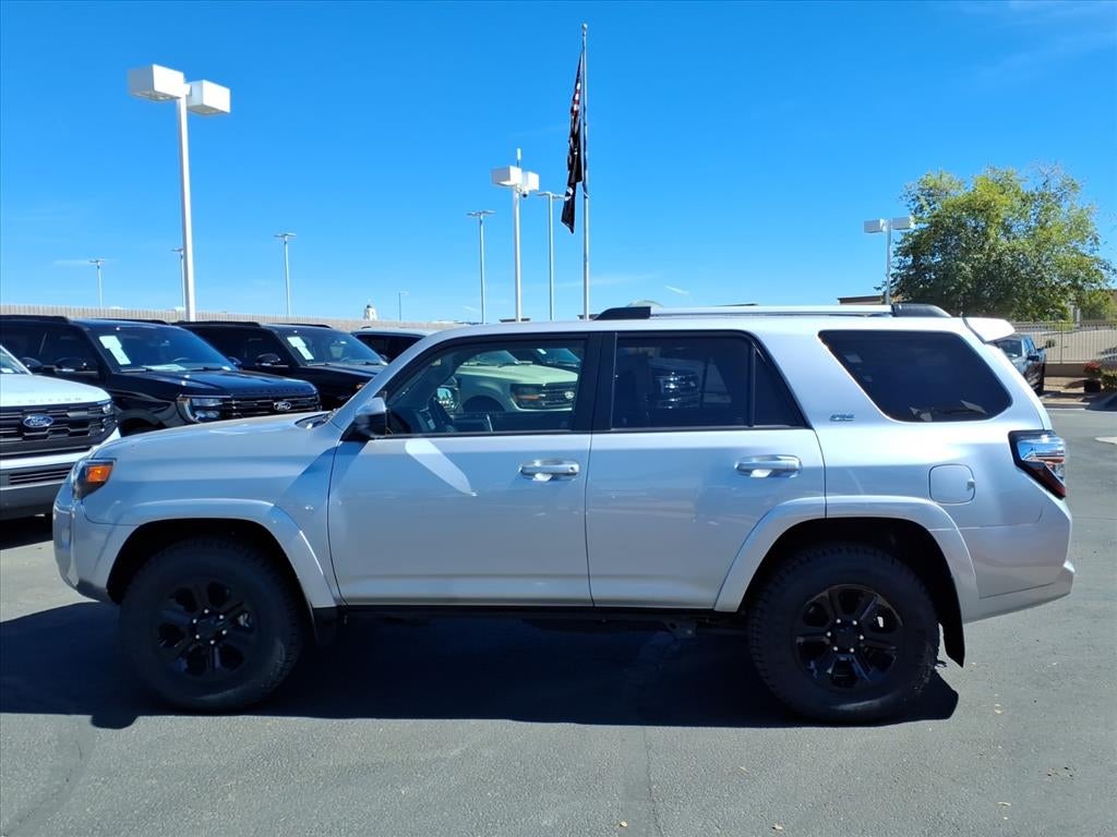 2024 Toyota 4Runner SR5