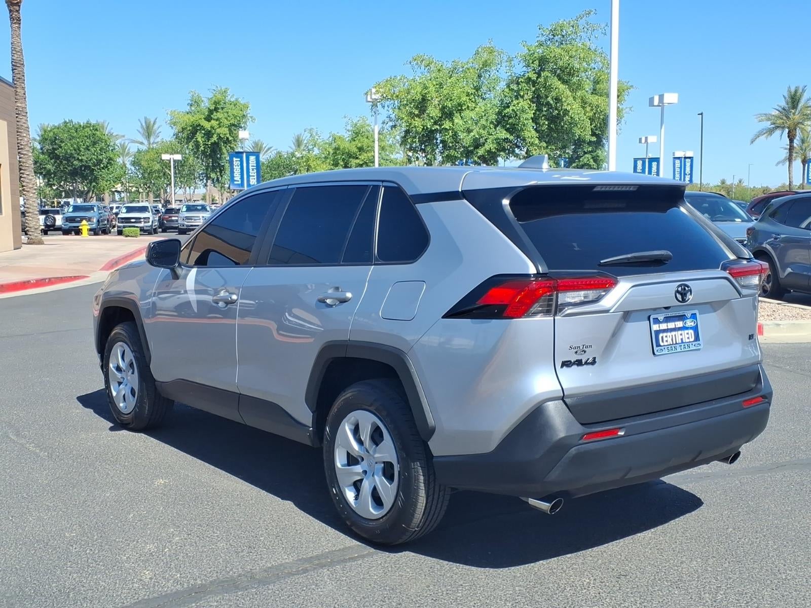 2023 Toyota RAV4 LE