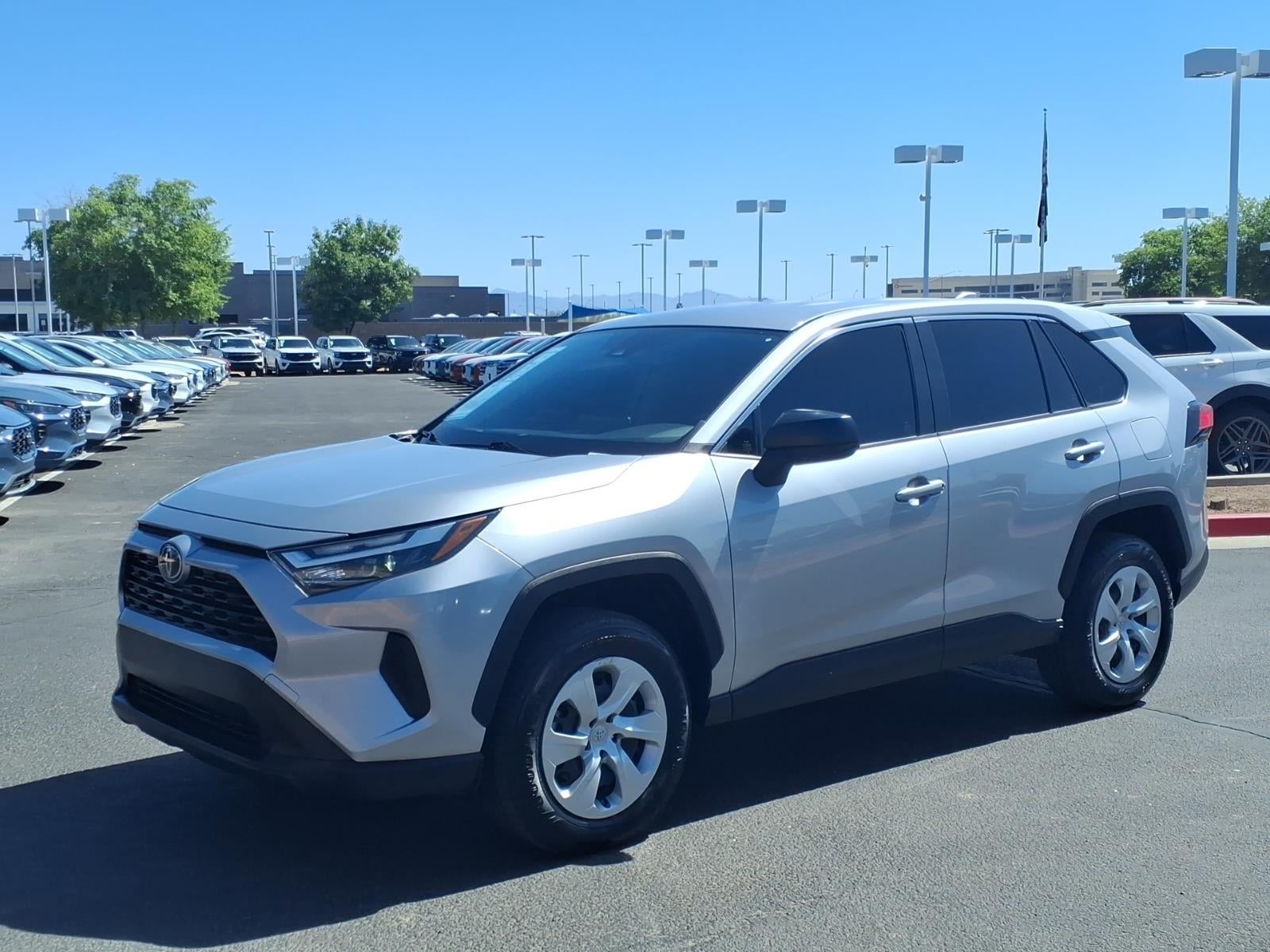2023 Toyota RAV4 LE