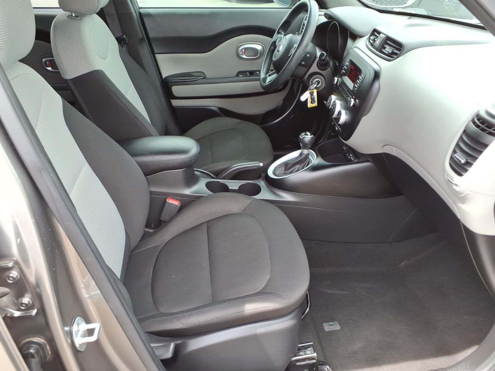 2016 Kia Soul Base