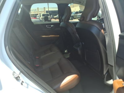 2019 Volvo XC60 T5 Momentum