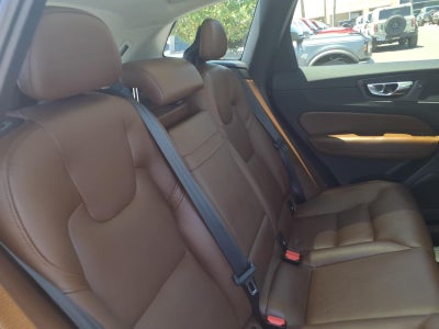 2019 Volvo XC60 T5 Momentum