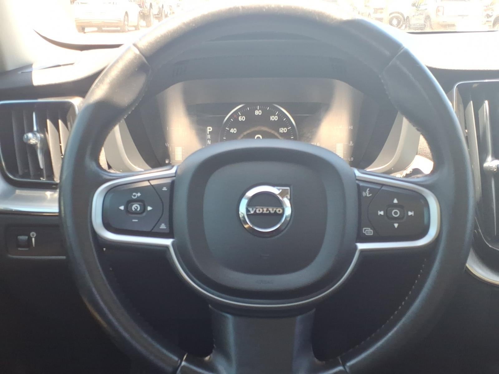 2019 Volvo XC60 T5 Momentum