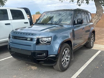2024 Land Rover Defender 110 P400 X-Dynamic SE